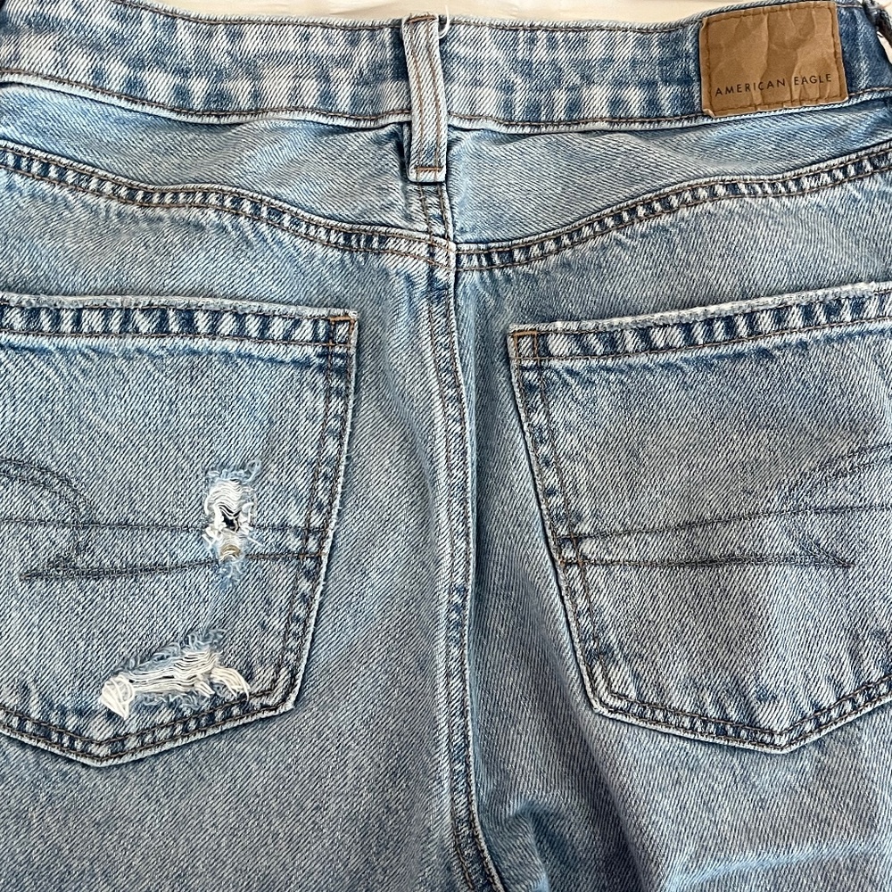 American Eagle Mom Straight Jean size 4 long - Picture 5 of 8